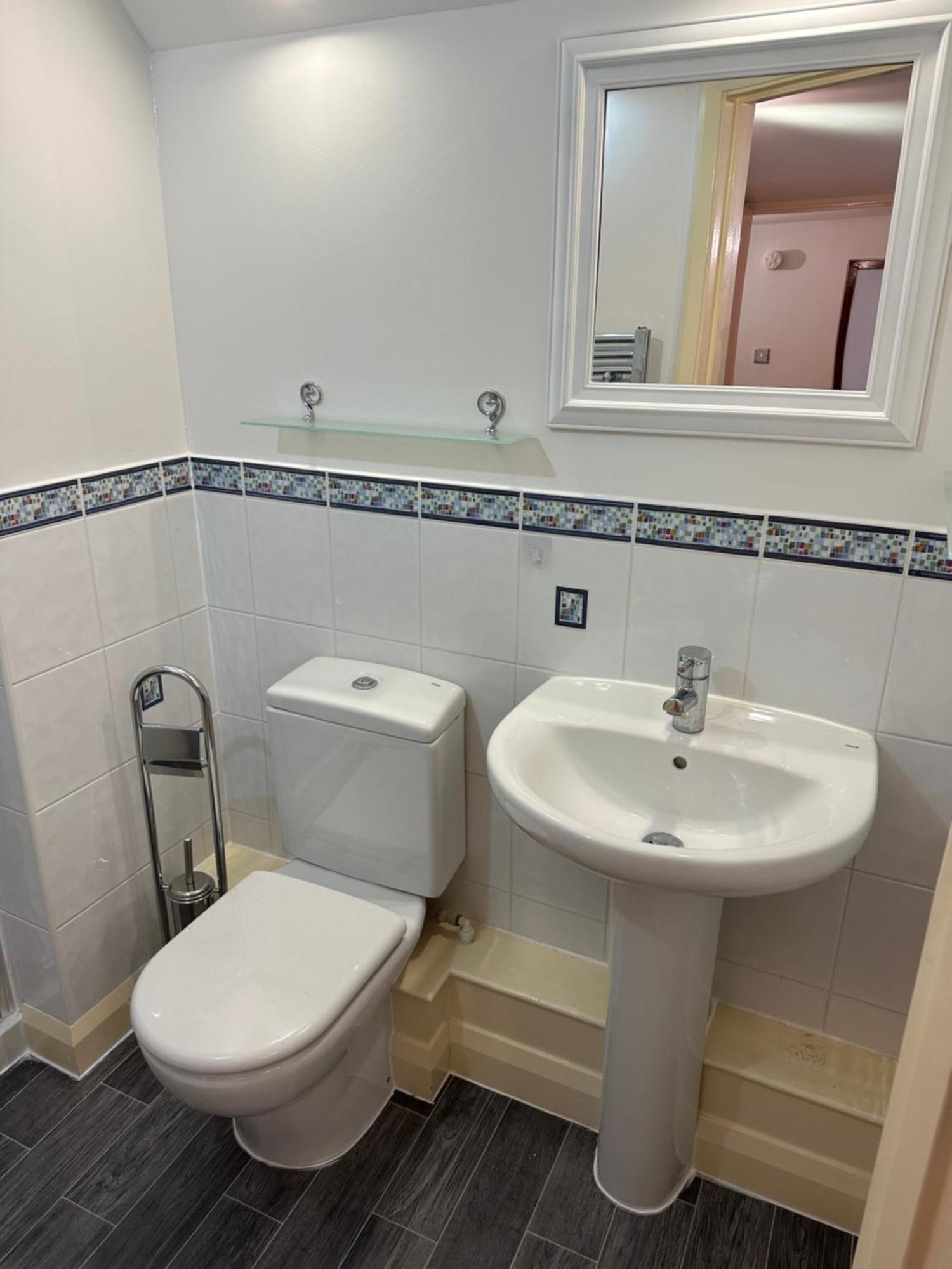 Centre 3 Bedrooms With Parking Апартаменты